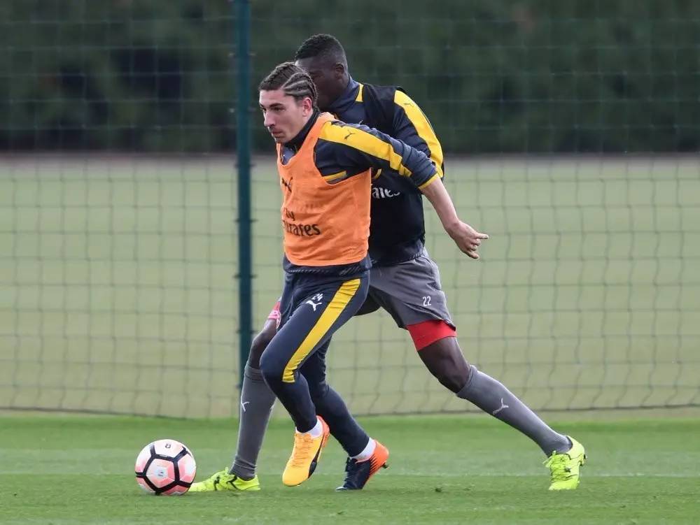 Kaiyun-包含今晨达拉斯独行侠调整名单以备足总杯，远射贴柱环节打磨，信心回归，数据趋势出现新变化的词条